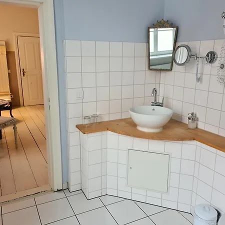 Alte Lebkuchenfabrik Bed and Breakfast 3*