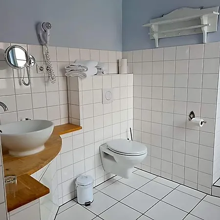 Alte Lebkuchenfabrik Bed and Breakfast 3*